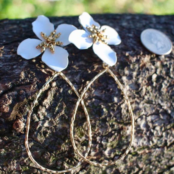 Anthropologie Flower Petals Drop Big Hoop Earrings - Picture 6 of 9